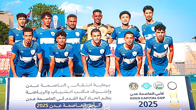 مدير عام خورمكسر يعلن مكافأة بمليوني ريال للاعبي فريق نادي الجلاء